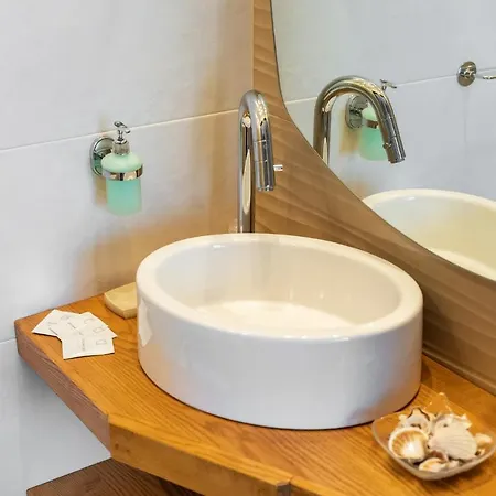 Vittoria Casa de hóspedes Quartu SantʼElena